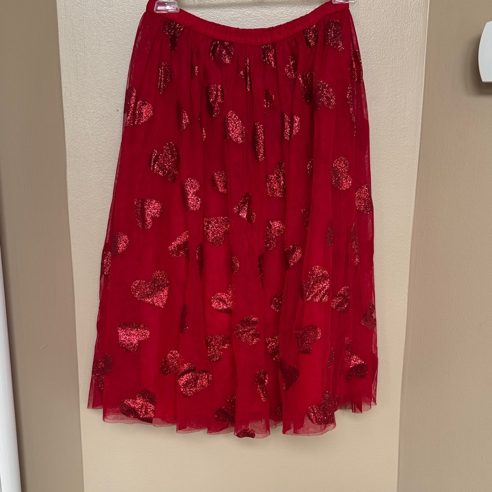 Cat & Jack Girls Red Heart Glitter Patterned Skirt small 6/6X good condition